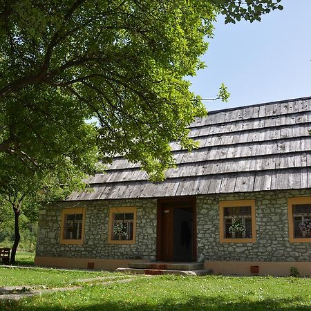 Peraj Guesthouse Vermosh 외부 사진