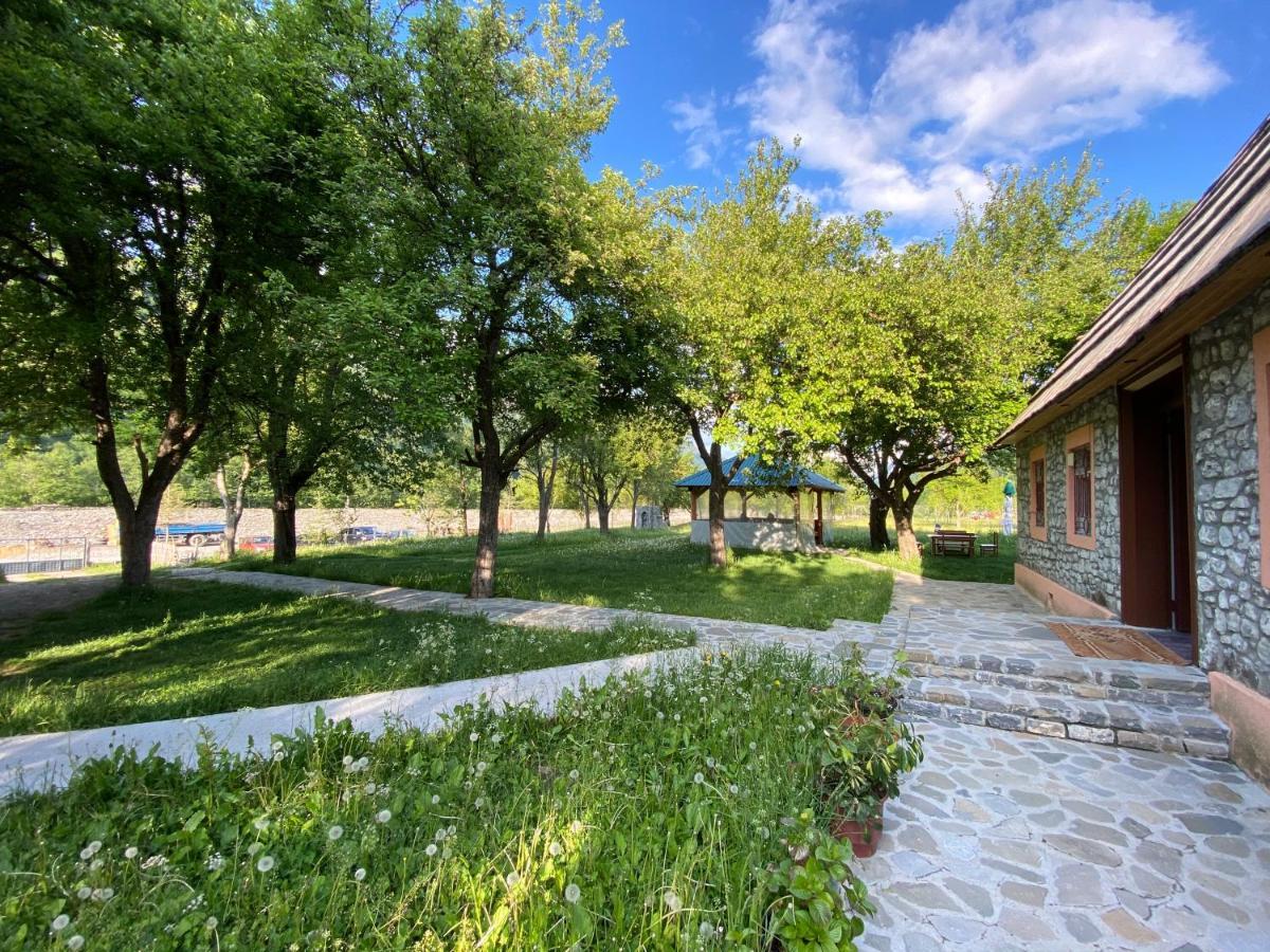 Peraj Guesthouse Vermosh 외부 사진